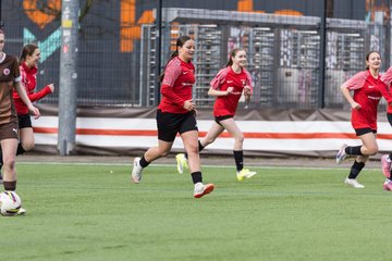 Bild 49 - wBJ FC St. Pauli - Walddoerfer SV : Ergebnis: 3:4